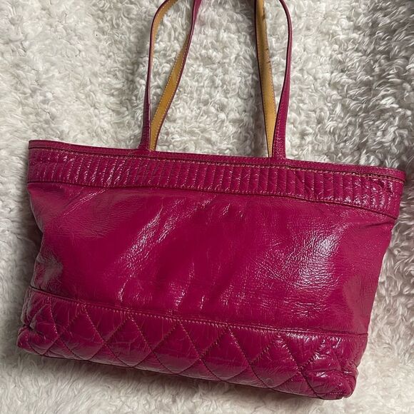 Coach Leather hot pink patent and quilted Medium Tote Bag - Picture 9 of 16